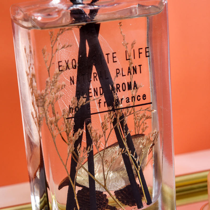 ফায়ার অ্যারোমাথেরাপি রিড ডিফিউজার ছাড়া শুকনো ফুলের প্রসাধন