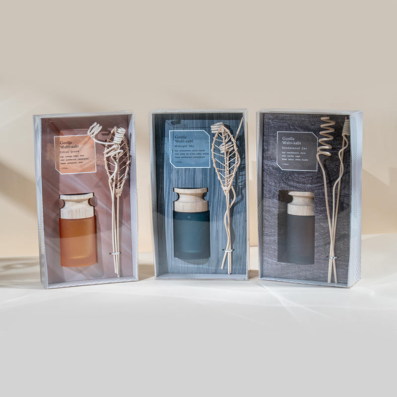 উচ্চ নলাকার কাচের ফ্লাস্ক প্রিমিয়াম রিড ডিফিউজার কাঠের স্টিক-সুগন্ধ ডিফিউজার বিক্রেতার সাথে