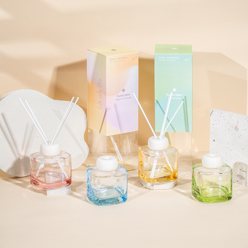 বর্গাকার পরিষ্কার কাচের সুগন্ধি বোতল রিড ডিফিউজার-সুবাস ডিফিউজার কারখানা