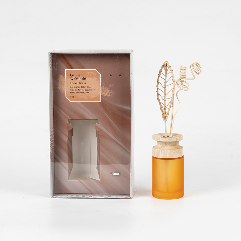 উচ্চ নলাকার কাচের ফ্লাস্ক প্রিমিয়াম রিড ডিফিউজার কাঠের স্টিক-সুগন্ধ ডিফিউজার বিক্রেতার সাথে