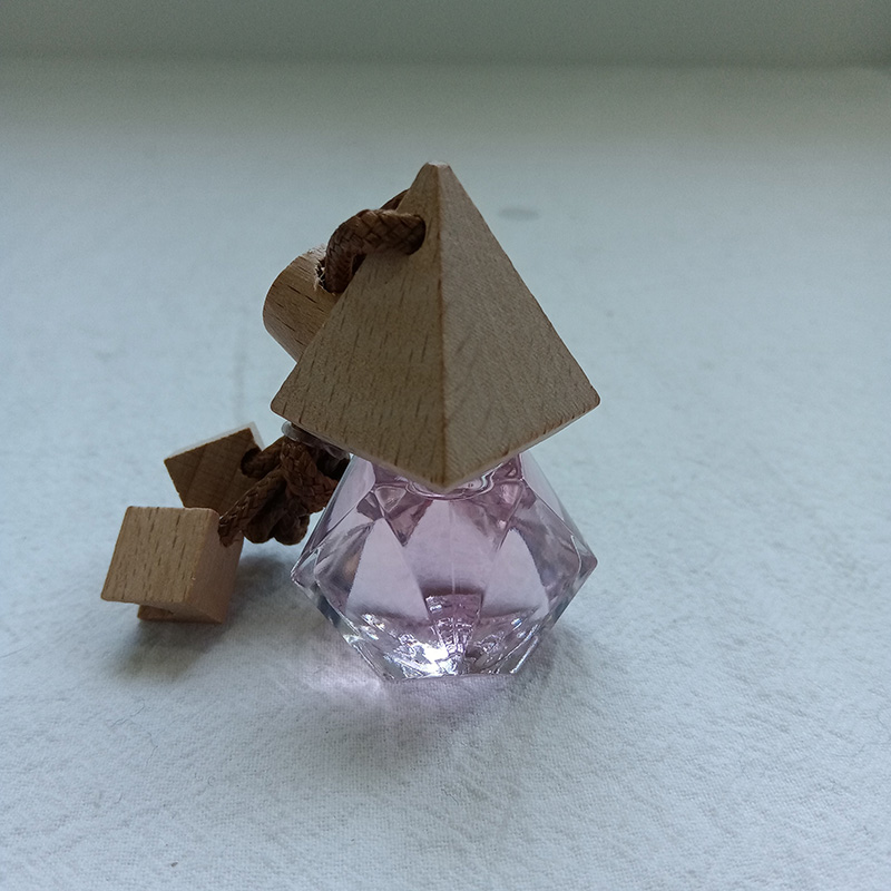 ত্রিভুজাকার হীরা-আকৃতির গাড়ি ঝুলন্ত এয়ার ফ্রেশনার/কার এয়ার ফ্রেশনার ডিফিউজার/অ্যারোমেটিক কার এয়ার ফ্রেশ/কার পারফিউম ঝুলন্ত